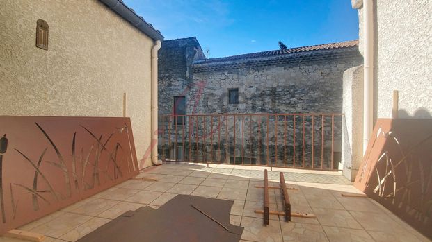 Barbentane : Appartement avec terrasse, - Photo 1