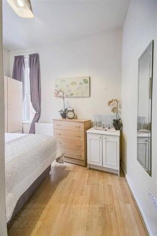 Room 3, 2 Belgravia Avenue, Belfast, BT9 7BJ - Photo 2