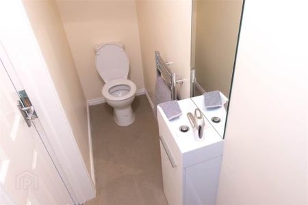 Apt 2 156, Beersbridge Road, Belfast, BT5 4RY - Photo 4