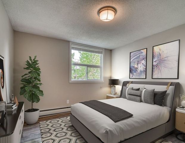 Granada Apartments | 815 14 Avenue SW, Calgary - Photo 1
