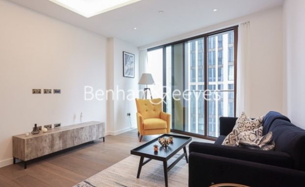 2 Bedroom flat to rent in Carnation Way, Nine Elms, SW8 - Photo 1