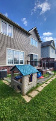 For Lease - 207 Dymott Avenue, Milton, Ontario - Photo 1