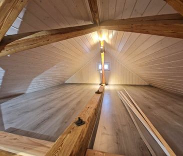 Helle, frisch renovierte 3.5-Zimmer-Dachwohnung mit Cheminée - Foto 6