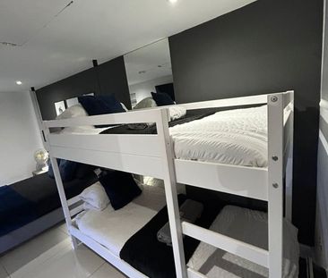 Room in a Shared House, Thornton Road, SW12 - Photo 5