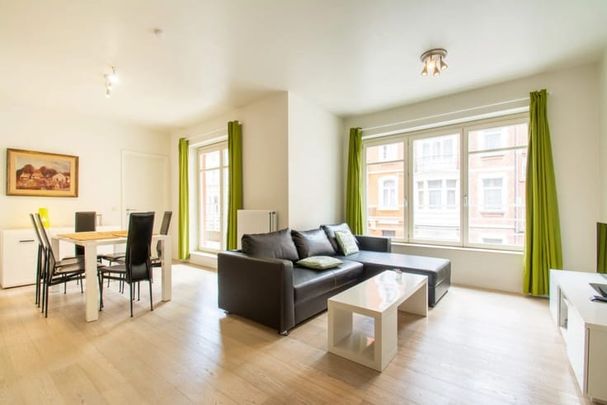 Appartement te huur - Photo 1