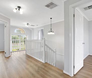 8 Sinclair Crescent, Macleod - Photo 3