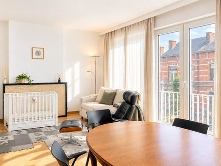 Appartement te huur - foto 2
