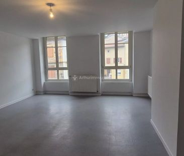 Location Appartement 4 pièces 97 m2 à Saint-Forgeux - Photo 4