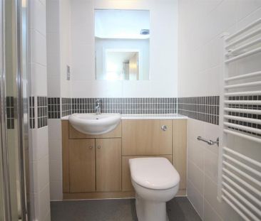 2 bedroom apartment to rent - Photo 6