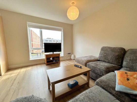 402 College Court Central, Belfast, BT1 6BF - Photo 1