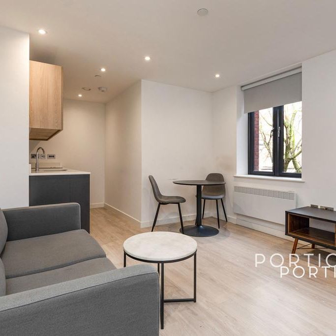 Studio to rent - Photo 1