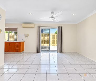 Low-Maintenance 2 Bedroom Unit in a Convenient Mackay Location - Photo 2