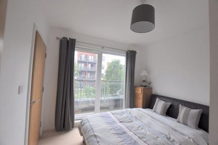 3 Bedroom Semi Detached Available Arranging tenancy - Photo 5