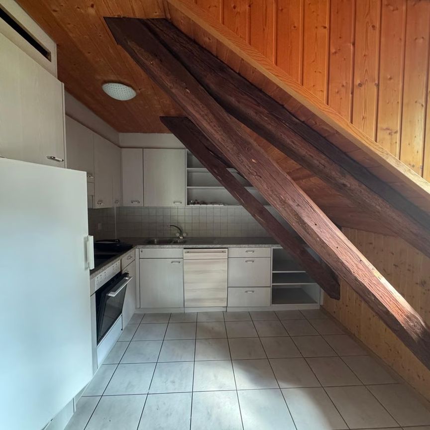 4 Zimmer, 94 m², 2. Stock - Photo 1