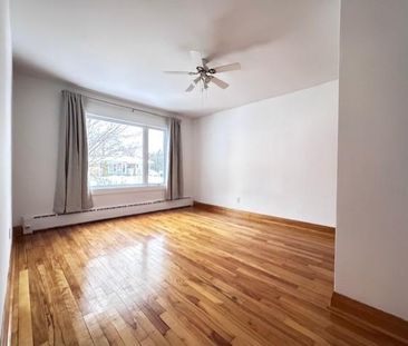 TRÈS GRAND 5-1/2 À LOUER À 400 MÈTRES DE L'UNIVERSITÉ DE SHERBROOKE - Photo 4