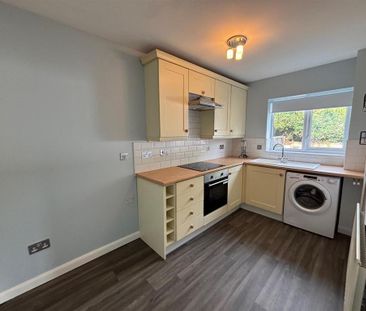 2 bedroom terraced house to rent - Photo 3