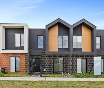 6 Goss Walk, Donnybrook VIC 3064 - Townhouse For Rent | Domain - Photo 1