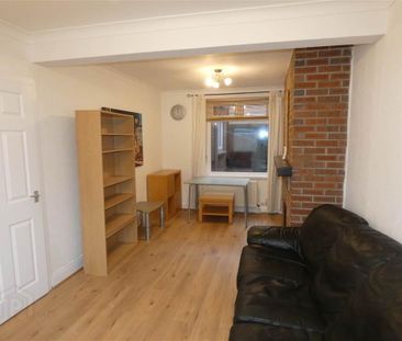 64 Oakdene Parade, Belfast, BT4 1LB - Photo 2