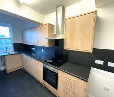 4 bedroom flat to rent - Photo 6