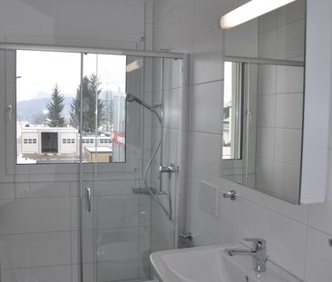 Ihr neues Daheim - Neuwertige 4,5-Zimmer-Wohnung im 2. OG - Photo 3