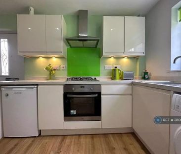 2 bedroom semi-detached house to rent - Photo 4