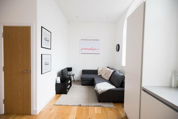 1 bedroom apartment to rent - Photo 1