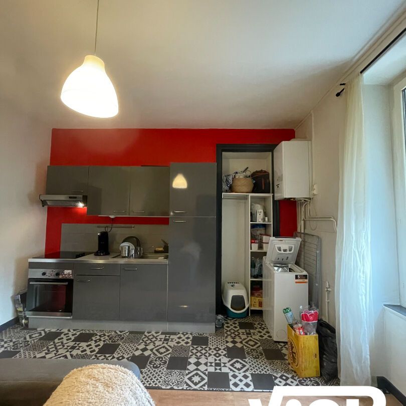 T2 MEUBLE AVEC TERRASSE - Photo 1