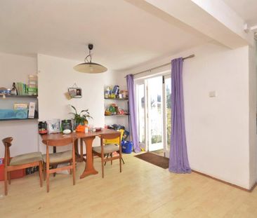 4 bedroom terraced house to rent - Photo 2