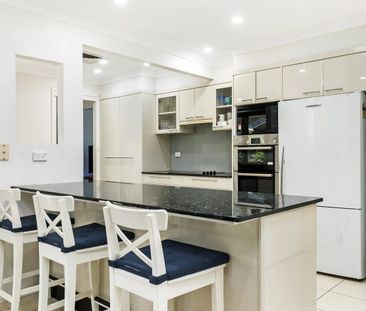 A Landmark of Modern, Sustainable Living in a Premier Hills Locatio... - Photo 4