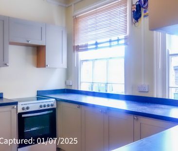 The Cottage, 1 Rawcliffe Lane - Photo 4