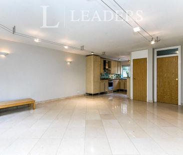 2 bedroom apartment to rent West Mount, The Mount, Guildford, GU2 - Photo 2