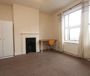 Knighton Fields Road East, Knighton, Leicester, LE2 - Photo 4