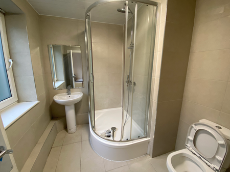Flat 15, Samara Plaza, Room 1, LS2 9DU, Leeds - Photo 2