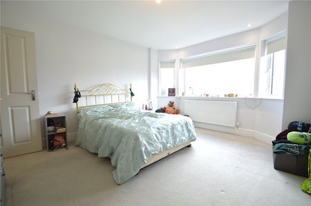 Riddlesdown Road, Purley, CR8 - Photo 4