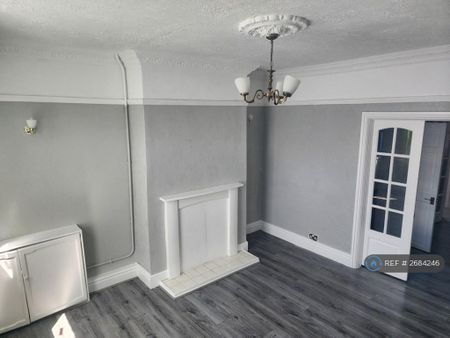 2 bedroom terraced house to rent - Photo 2