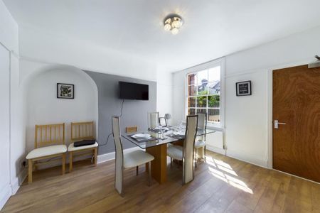 4 bedroom house to rent - Photo 2