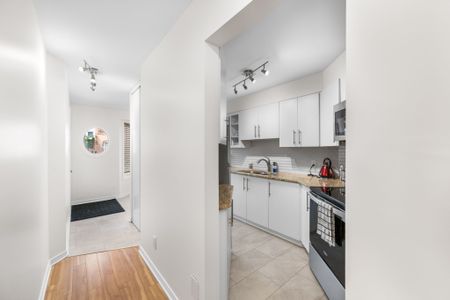 For Lease - 241 Lyon Street, Ottawa Centre, Ontario - Photo 2