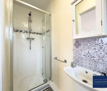 Griffiths House, Cefn Coed, Merthyr Tydfil, CF48 - Photo 5