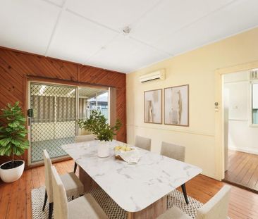 31 Junction Rd, Moorebank NSW 2170 - House For Rent | Domain - Photo 5