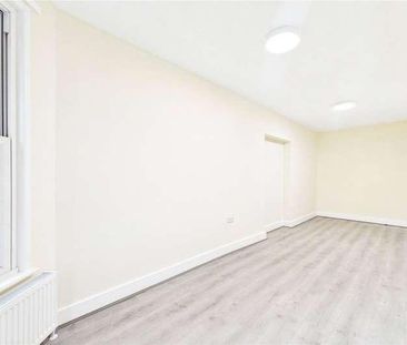 Newbury House, Andover Road, Newbury, Berkshire, RG14 - Photo 6