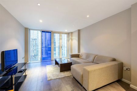 Millharbour, Isle Of Dogs, London, E14 flat to rent - Photo 3