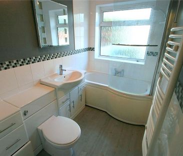 2 bedroom terraced house to rent - Photo 1