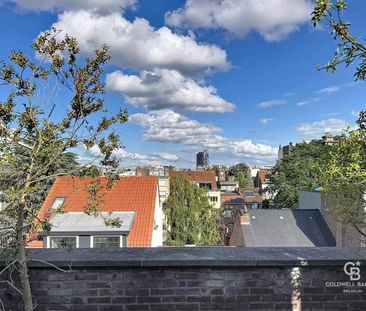 Penthouse te huur in Elsene voor € 2.570 met 1 slaapkamer - Photo 3
