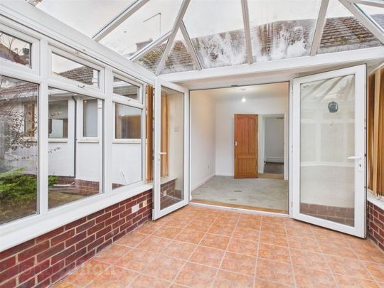 Brambletyne Avenue, Saltdean, Brighton - Photo 1