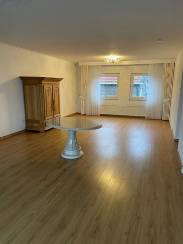 Appartement te huur Markt 3 Nuth - Photo 2