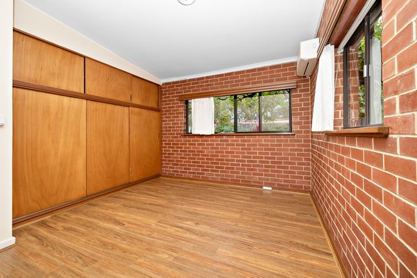 22 Hillview Road, Kingswood SA 5062 - House For Rent | Domain - Photo 1