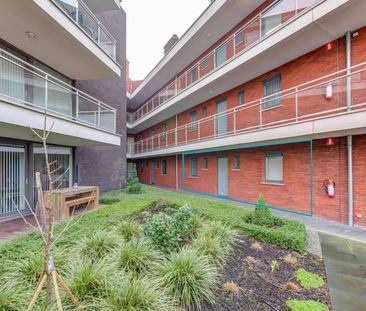 MODERN APPARTEMENT MET 2 SLAAPKAMERS EN AUTOSTAANPLAATS AAN STADSCENTRUM BILZEN - Foto 2