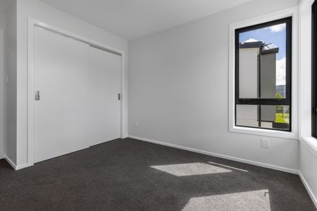 Wallaceville Living - Photo 4