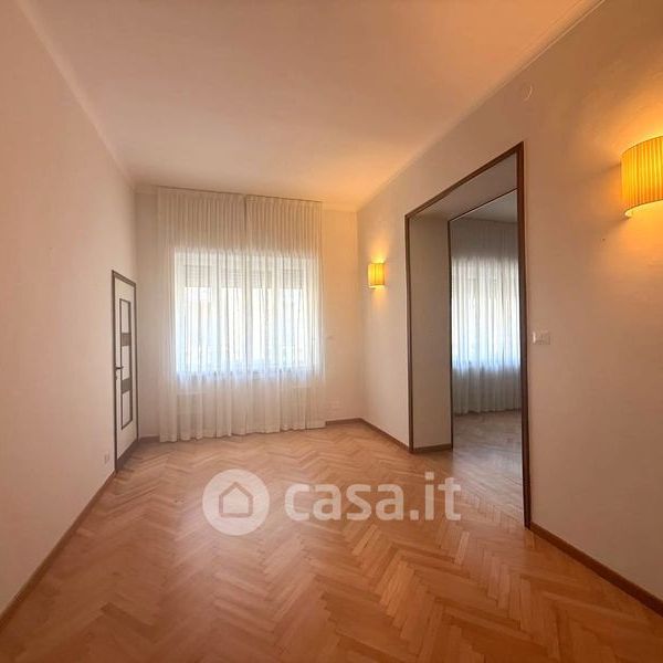 Quadrilocale in Affitto in Via Vincenzo Bellini 4 a Milano - Foto 1