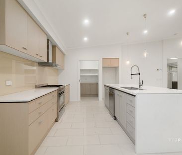 Spacious Family Living with Decked Outdoor Entertaining - Photo 5